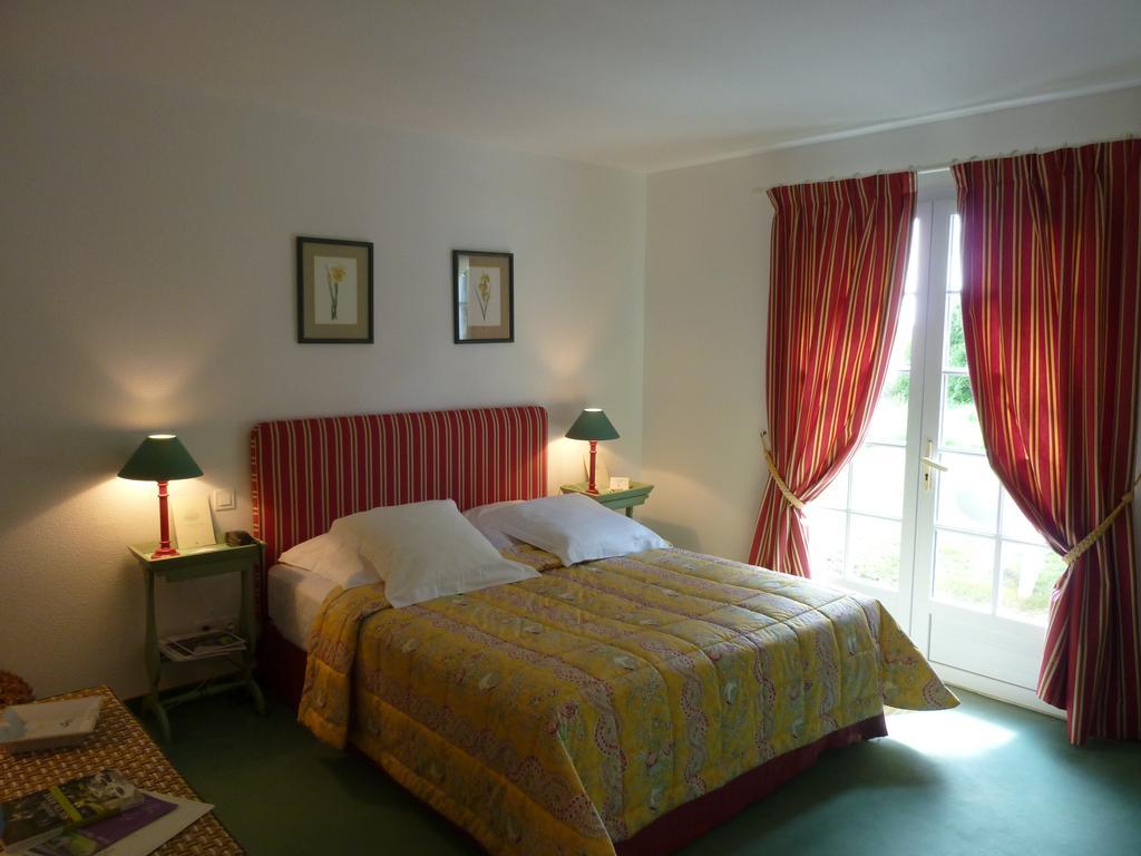 Bed and Breakfast Domaine De Bassibe Ségos Esterno foto